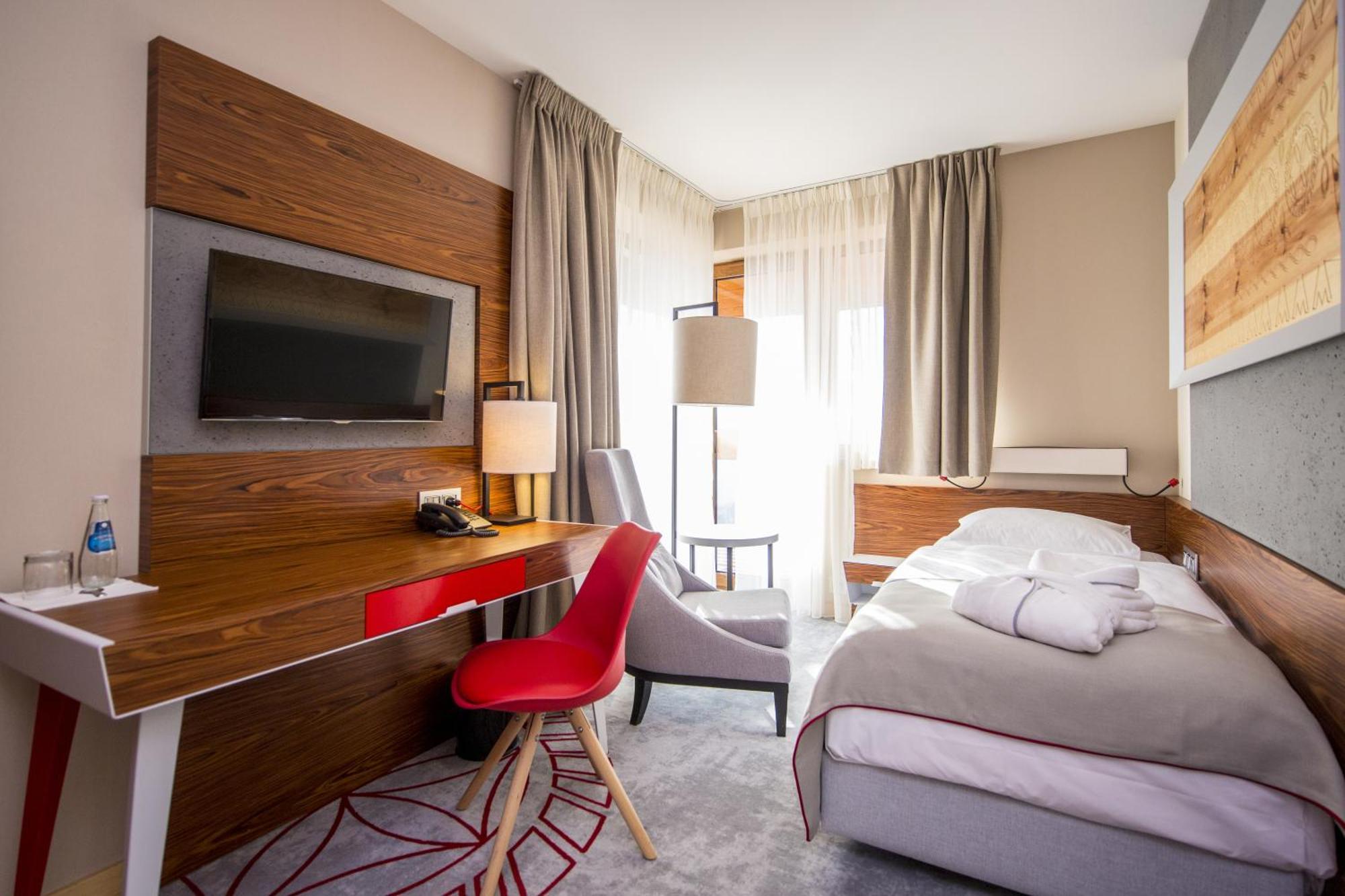 Hotel Kopieniec Fizjo- Med & Spa มูชองค์ชิคแล ภายนอก รูปภาพ