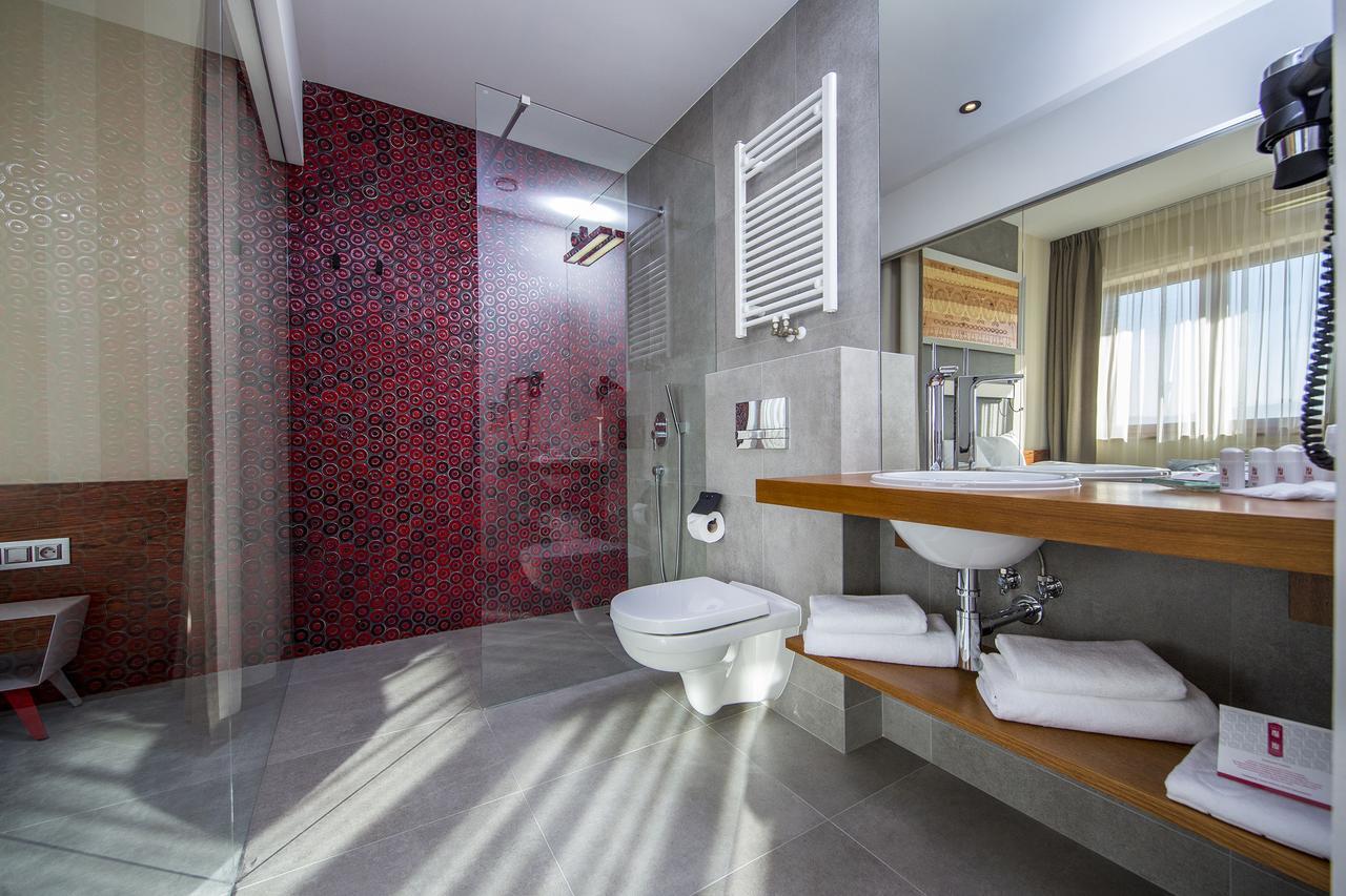Hotel Kopieniec Fizjo- Med & Spa มูชองค์ชิคแล ภายนอก รูปภาพ