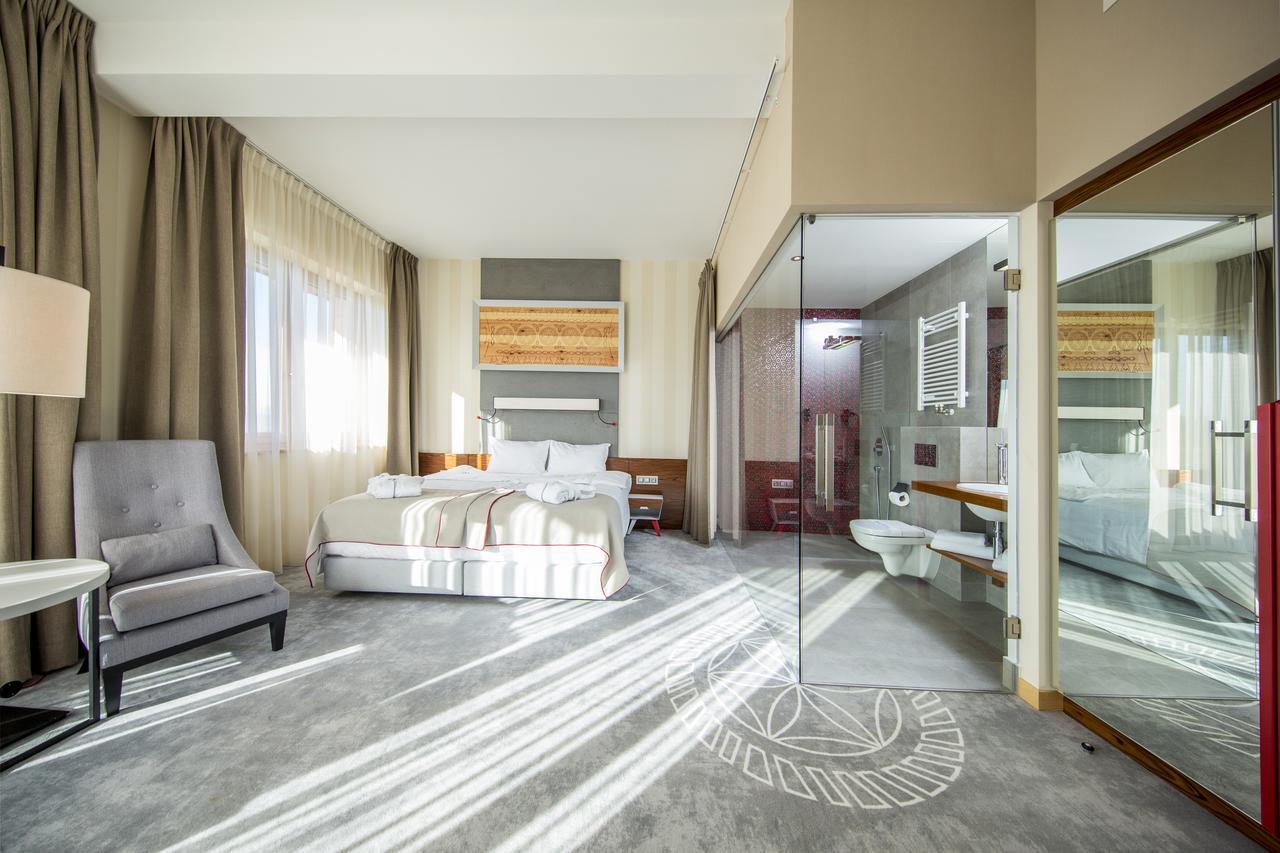 Hotel Kopieniec Fizjo- Med & Spa มูชองค์ชิคแล ภายนอก รูปภาพ